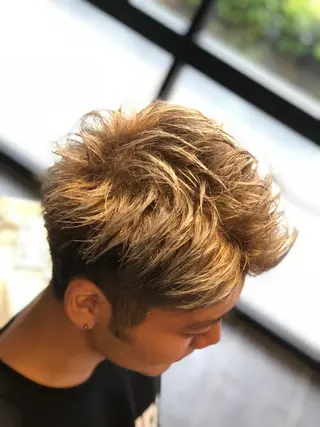 ショート カラー メンズ 吉村 周馬のヘアスタイル