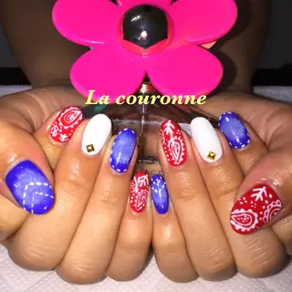 ネイル Lacouronne NATSUMIのネイルデザイン