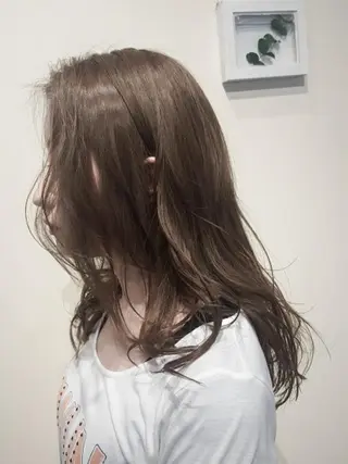 ロング カラー 尾野 恭平のヘアスタイル