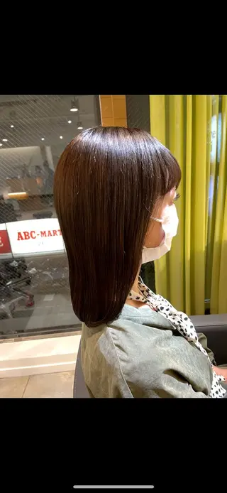 セミロング amber池袋所属・美髪矯正・ブリーチ 矯正🫧秋元ゆたかのヘアスタイル