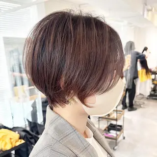 ショート レイヤー×縮毛矯正 深見 拓のヘアスタイル