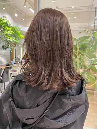 ミディアム カラー ヘアアレンジ 🌷ボブ/髪質改善 ストレートのヘアスタイル