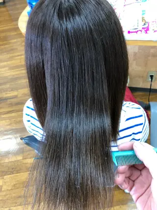 セミロング ヘアーズ・サエミ所属・ヘアーズ・ サエミのヘアスタイル