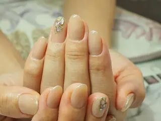 ネイル komorebi. 小峯 真実のネイルデザイン