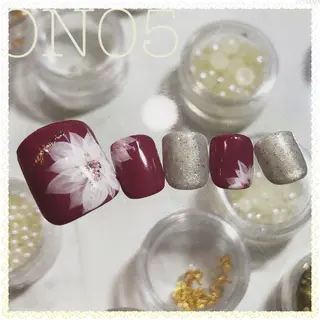 ネイル 園 寛子 （ネイリスト）のネイルデザイン