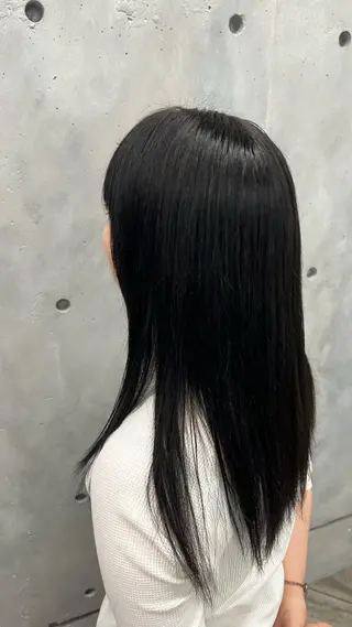 カラー hinata ひなたのヘアスタイル