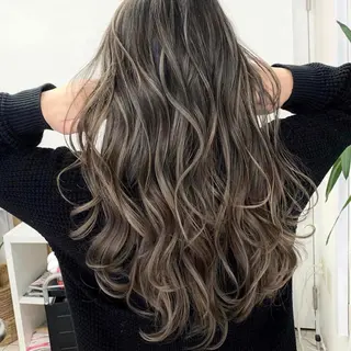 ミディアム カラー Euphoria 店長　石橋のヘアスタイル
