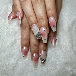 ネイル share所属・. yurieのネイルデザイン