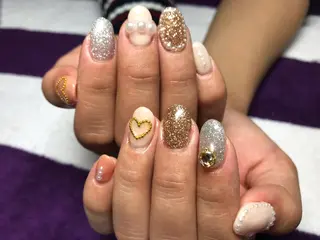 セミロング ネイル ネイルサロンハピーナ自宅サロン所属・金沢 未緒のネイルデザイン