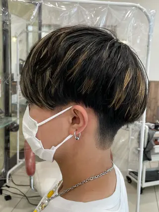 ショート カラー メンズ 井上 武輝のヘアスタイル