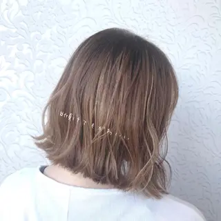 ショート PETZjasmine所属・顔周りカット/透明感 カラー🤍大塚蛍のヘアスタイル