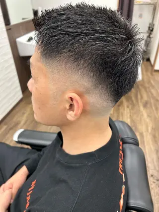 ショート メンズ DAN BRISE BARBER所属・馬上 拓海のヘアスタイル