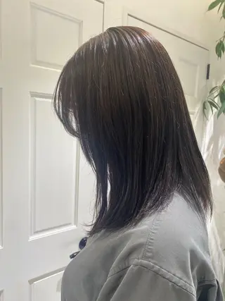 ミディアム カラー／パーマ しほのヘアスタイル