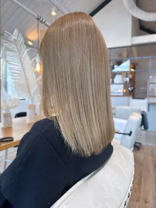 ミディアム 今 ちあきのヘアスタイル
