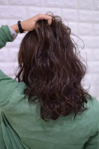 カラー ハイトーンカラー RYUのヘアスタイル