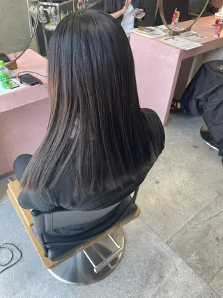 ロング 鈴木瑛里／ブロンド ベージュ／男女のヘアスタイル