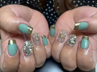 ミディアム ネイル M. KOTOMIのネイルデザイン