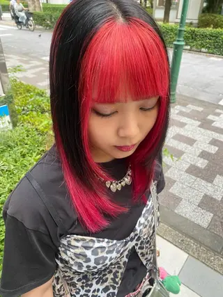 セミロング 🌸cocomi🌸 透明感カラー🩶パリのヘアスタイル