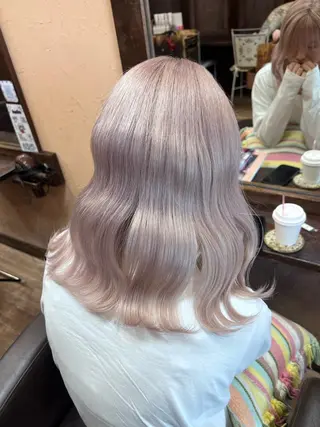 ミディアム カラー ブリーチ🩵レイヤー Maho🐻‍❄️のヘアスタイル