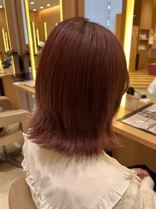 ミディアム カラー UNIXマークイズみなとみらい店所属・伊東 優祐のヘアスタイル