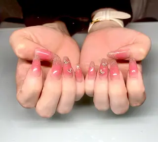 ネイル Hi Beauty 渋谷(ネイル、ハイパーナイフ6、脂肪れいきゃく、マッサージ＆エステサロン)所属・Hi beauty 渋谷のネイルデザイン