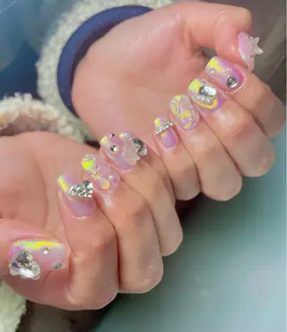 ネイル 加瀬 アンジェリーのネイルデザイン