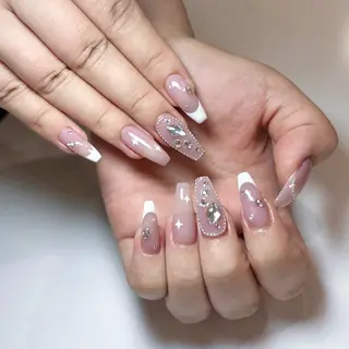 ネイル FLY Nail Salonのネイルデザイン