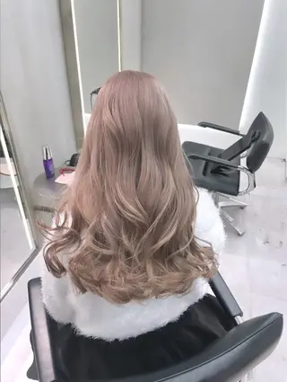 セミロング カラー 湯田 竜也のヘアスタイル