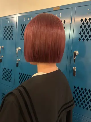 ショート レイヤーカット/ルー ツカラー/EMIRIのヘアスタイル