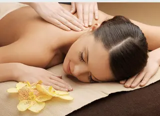 FLEUR🫧 フェイシャルのエステ・リラクイメージ