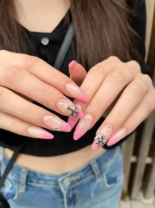 ネイル 宮澤 朱里のネイルデザイン