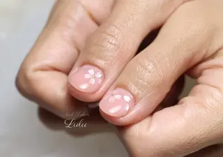 ネイル Lulu nail salon 南堀江店所属・西村 あやかのネイルデザイン