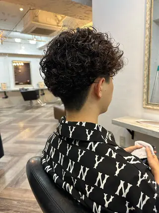 ショート パーマ メンズ 庭山 理沙のヘアスタイル