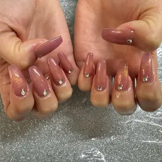 ネイル VIERU 🌈🎀💖のネイルデザイン