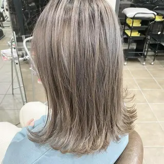 ミディアム Luisハイライト　 喜連瓜破、髪質改善のヘアスタイル