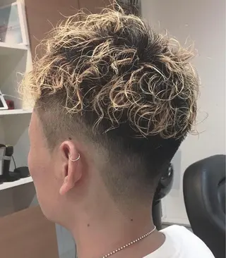 カラー パーマ メンズ 山本 将史のヘアスタイル