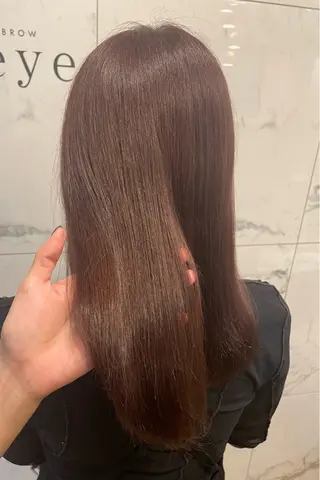 カラー 岡村 真子のヘアスタイル
