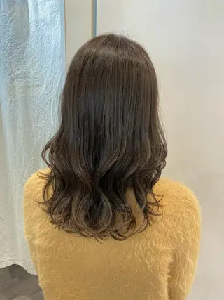 セミロング カラー On所属・顔まわりカット🌟 くびれヘア/寺門遥輝のヘアスタイル