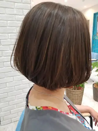 ショート 顔周りレイヤーカット 髪質改善代表西村功平のヘアスタイル