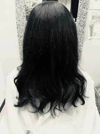 ロング 山本 雷のヘアスタイル