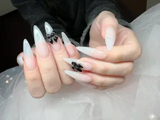 ネイル ガールネイルサロン所属・ガール　ネイルサロン 垣内　英里のネイルデザイン