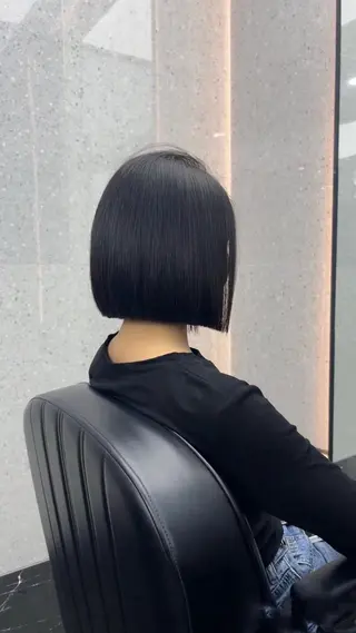 ショート カラー 髪質改善 SHEER. 大阪梅田【シアー】所属・村上|髪質改善 プロデュースのヘアスタイル