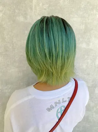 カラー ミディアム 入江 允のヘアスタイル