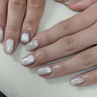 ネイル 井野 真奈美のネイルデザイン
