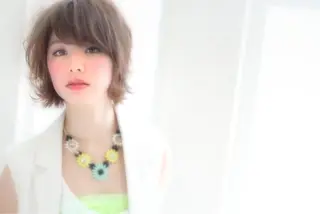 ショート Lyrae~リラエ~所属・上原 聡良(akira)のヘアスタイル