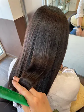 ロング 万都里 MATSURIのヘアスタイル
