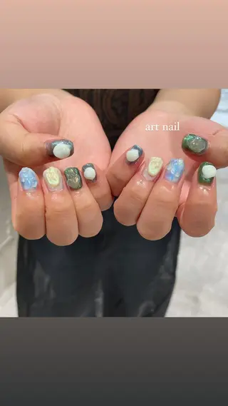 ネイル 淡色ネイル 🎀moeのネイルデザイン