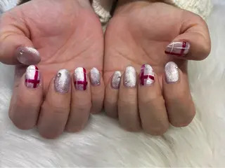 ネイル 長坂 若菜のネイルデザイン