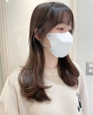 セミロング 岸本 理希のヘアスタイル