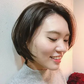 ショート カラー koto💭 コトのヘアスタイル